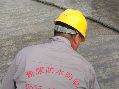 鲁蒙水性高分子树脂防腐涂料涂料有两种施工方式
