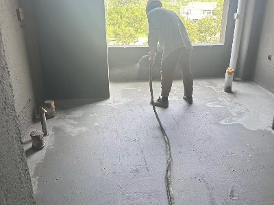 防水涂料过期后，防水性能降低，将失去理想的防水效果