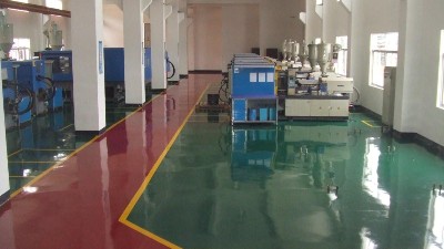 鲁蒙<i style='color:red'>聚脲地坪涂料</i>是许多大中型聚脲涂料工程项目